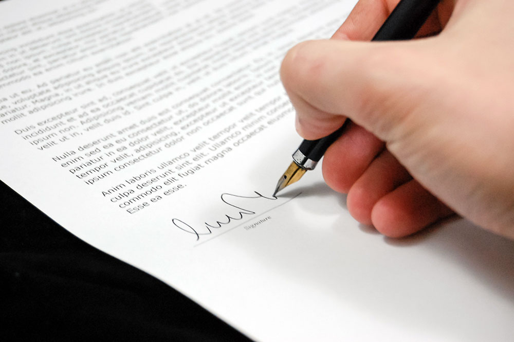 Main steps to get the Golden Visa programme